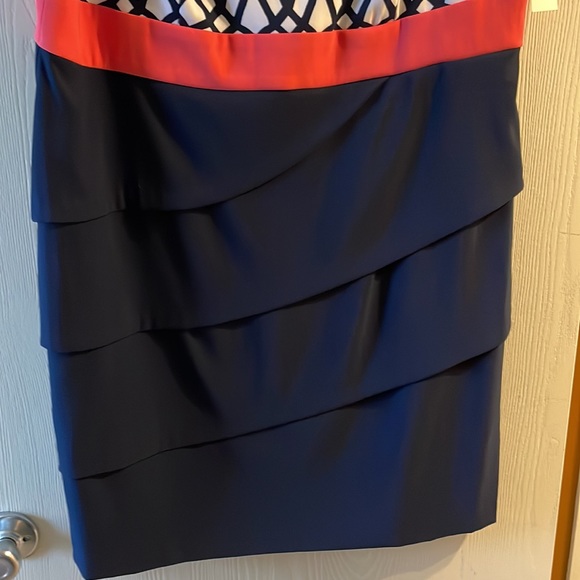 Dressbarn Signature Sabrina Dress - Picture 6 of 8
